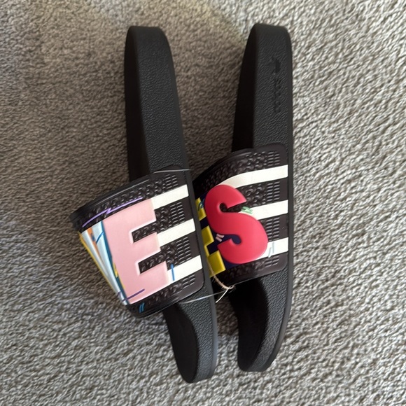 Adidas Adilette Pride Colorful Slide Sandals. Multi-Color. Size 12 - Picture 3 of 11